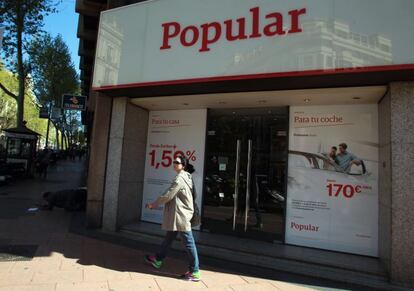 Fachada de una oficina de Banco Popular-Pablo Monge