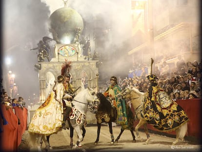 ¿Quieres ayudar a Lorca? Visita su Semana Santa