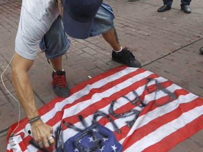 Protesta contra EE UU en Panam&aacute; en el aniversario de la invasi&oacute;n
 