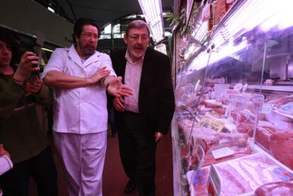 Jaime Lissavetzky, en el mercado de la Cebada.