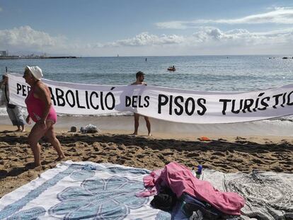 Protesta contar el turisme el 12 d&#039;agost.