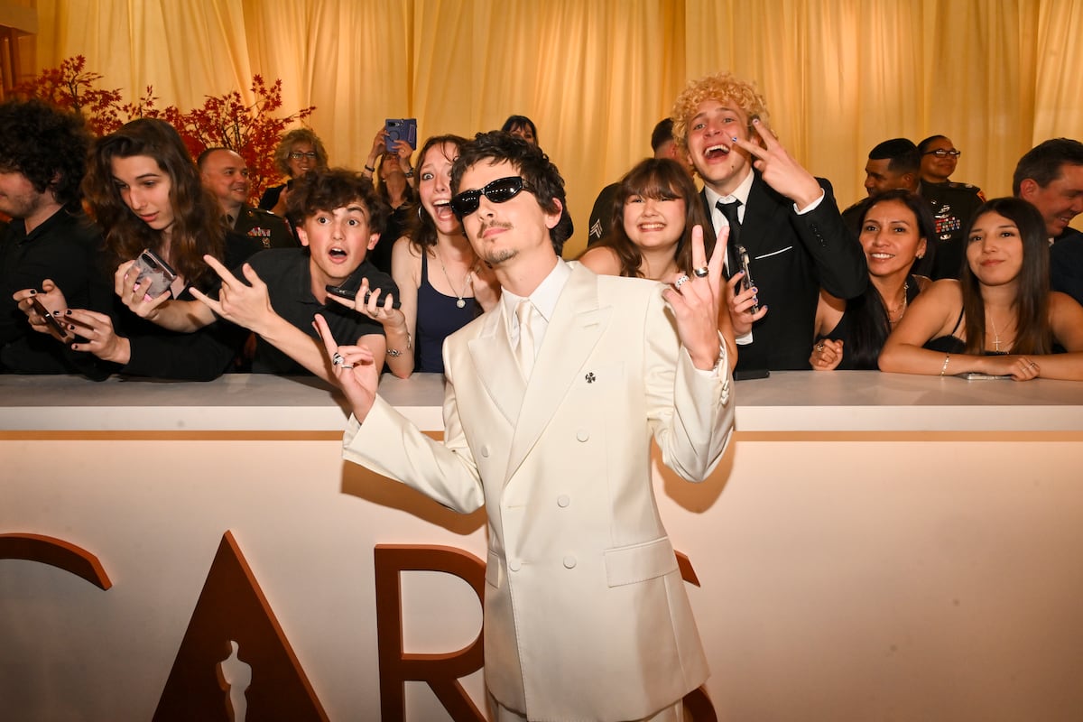 El bigote de DiCaprio, la derrota de Chalamet, la dignidad de Bardem y el éxito del k-pop: los Oscar que se vivieron en las redes