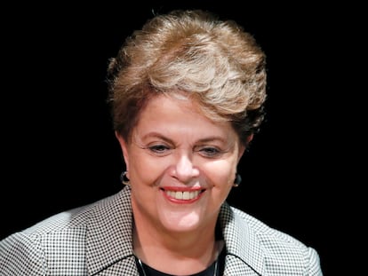 Ex-presidente Dilma Rousseff em evento em Paris, em março de 2020.