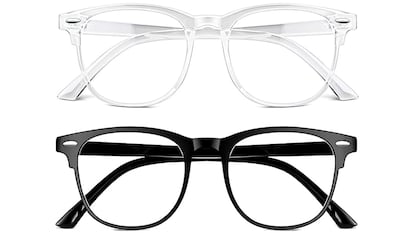 Gafas con filtro de luz azul sobre fondo blanco.