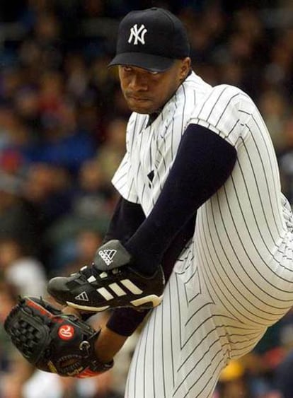 Orlando Hernández, <i>El Duque, </i>durante un partido con los Yankees de Nueva York.