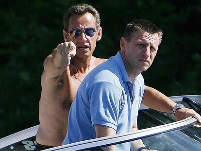 Sarkozy se enfada con los fotógrafos