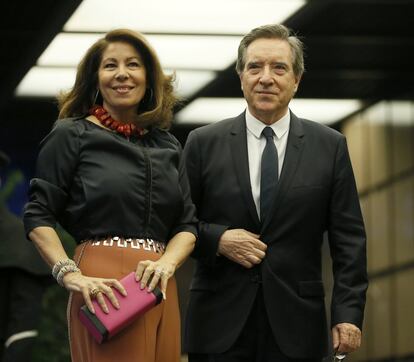 El periodista Iñaki Gabilondo y su esposa Lola Carretero.