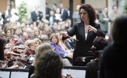 La directora Mar&iacute;a Isabel L&oacute;pez Calzada.