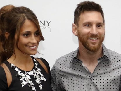 Leo Messi y Antonella Roccuzzo durante la inauguración de la tienda de la que es socia en Barcelona, el pasado mes de mayo.