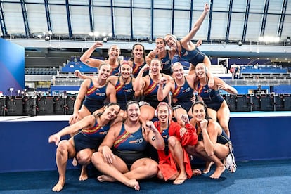 Las jugadoras españolas celebran el bronce obtenido en Doha.