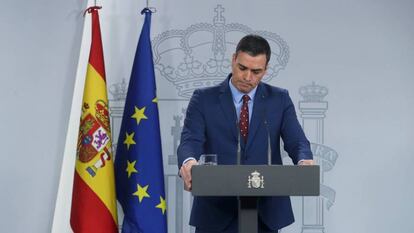 Pedro Sánchez, presidente del Gobierno, durante la rueda de prensa este domingo.
