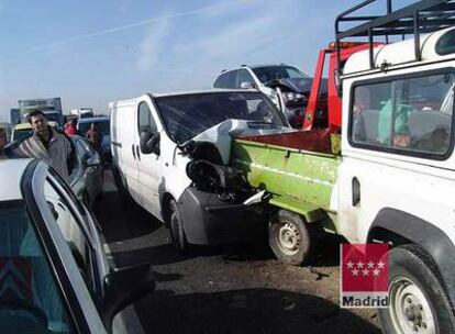 Varios de los coches implicados en el aparatoso siniestro múltiple.