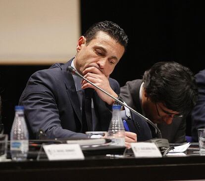 El presidente del Valencia, Amadeo Salvo, durante una junta de accionistas. 