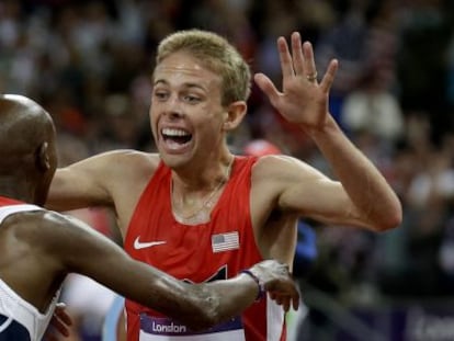 Mo Farah felicita a Galen Rupp su plata en 10.000m