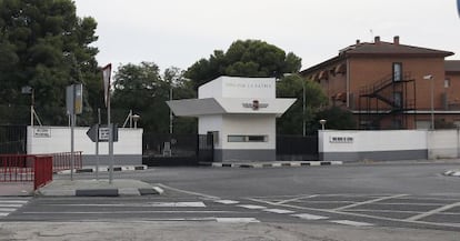 Entrada a la Base Aérea de Getafe.