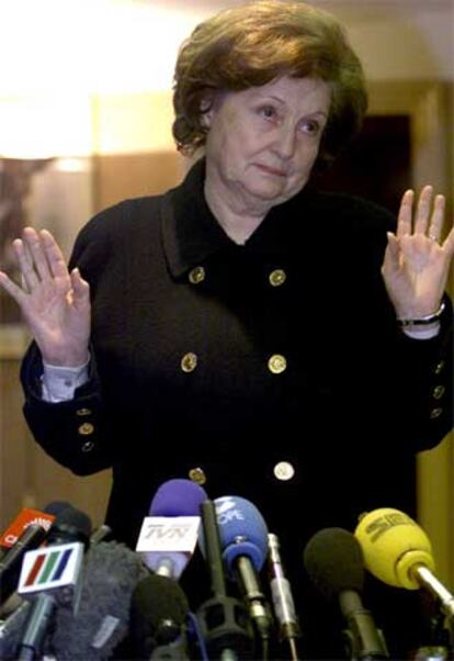 Lucía Hiriart, esposa del ex dictador chileno Augusto Pinochet, en una foto de 1998.