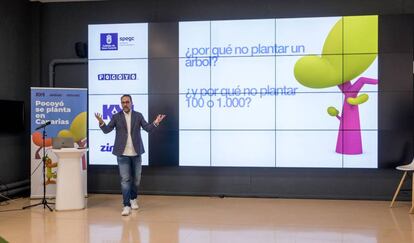 Víctor M. López en la presentación del proyecto 'Bosque Pocoyó' en Las Palmas de Gran Canaria.