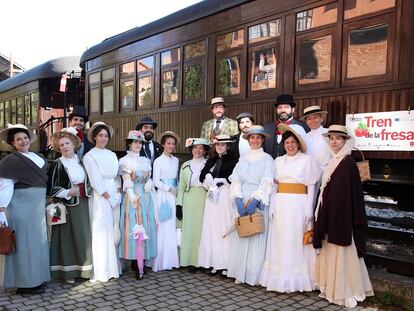 Actores del Tren de la Fresa, que une Madrid con Aranjuez.