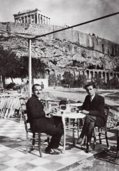 Istrati (dreta), amb el seu amic Nikos Kazantzakis, a Atenes el 1928.