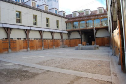 Museo de Artes Populares de la UAM en La Corrala, de la calle Carlos Arniches de Madrid