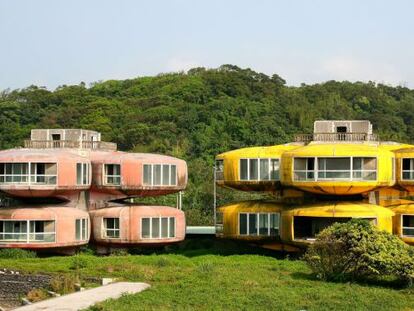 Viviendas con forma de ovni construidas a finales de los 70 en Shanzi, al norte de Taiwán.