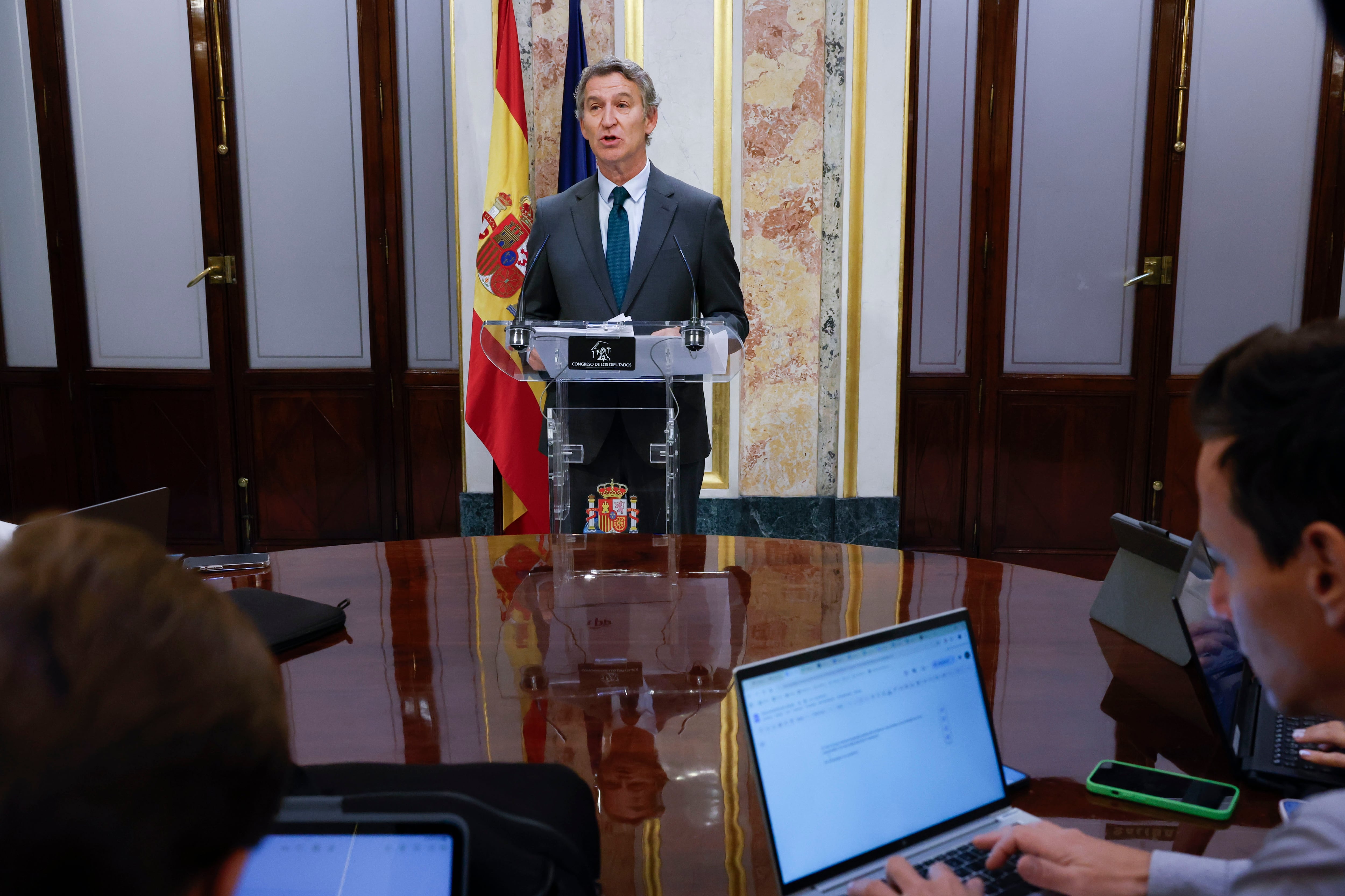 Feijóo defiende que Begoña Gómez pueda ser juzgada por un jurado: “Supongo que así no dirán que hay ‘lawfare”