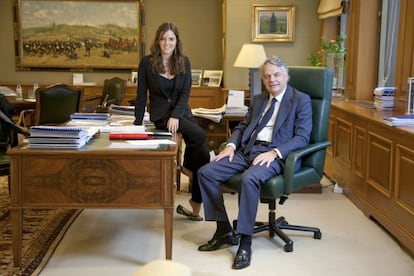 Carlota Soresina con Ignacio Garralda Ruiz de Velasco, presidente de Mutua Madrileña