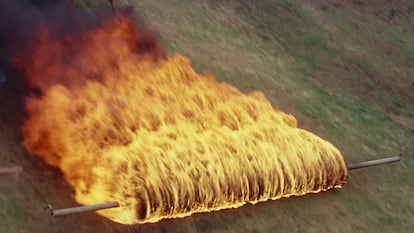 Los cilindros de fuego en 'Espartaco'.