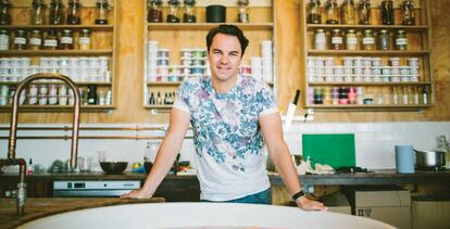 Jack Constantine, responsable de estrategia digital e inventor de productos de Lush. 