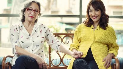 La actriz Luisa Gavasa y la directora Paula Ortiz, fotografiadas en Zaragoza, ciudad donde han nacido ambas. 
