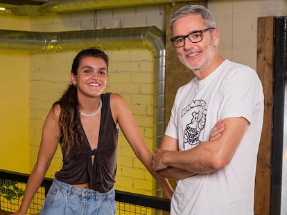 La cantante Amaia Romero y Mikel López Iturriaga en 'Banana Split'.