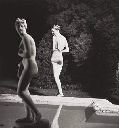 Night Bathing ( Baño nocturno) 1939,