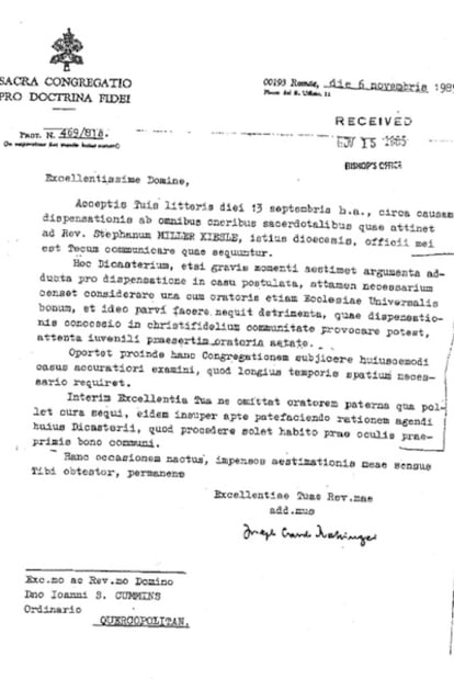 Copia de la carta en latín en la que Benedicto XVI se opone a la destitución del cura Stephen Keisle.