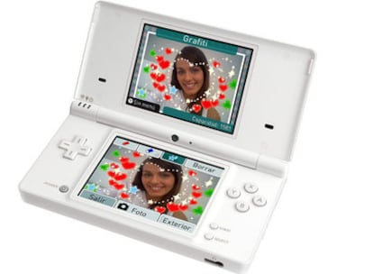 La nueva Nintendo DSi tiene el doble de potencia de procesamiento.