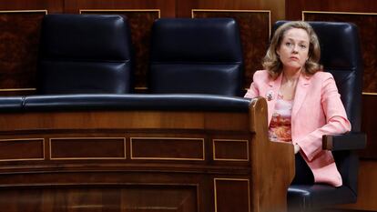 Nadia Calviño, en una sesión en el Congreso.