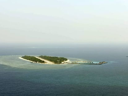 Ilha em área disputada no Mar da China.