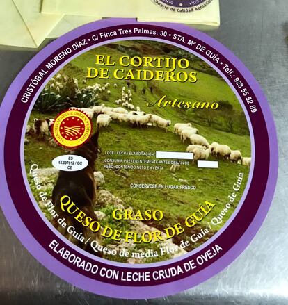 ETIQUETA DEL GRAN QUESO FLOR DE GUÍA EL CORTIJO DE CAIDEROS / CAPEL