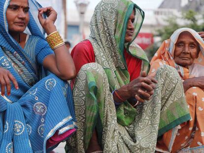Mujeres de Varanasi (India).