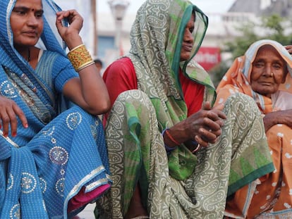 Mujeres de Varanasi (India).