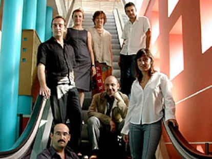 El reparto de la obra <i>Como en las mejores familias.</i>
