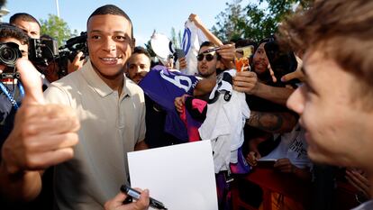 Mbappé, a su llegada al Bernabéu.