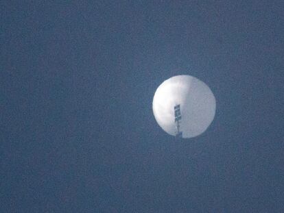 Un globo chino sobrevolando el Estado de Montana (EE UU).