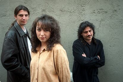 Los componentes del grupo musical Camela, en octubre de 1998.
