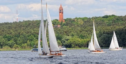 Veleros en el lago Wannsee, en Grunewald.