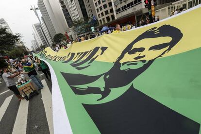 Manifestación de seguidores de Bolsonaro en la Avenida Paulista de São Paulo el domingo 30 de septiembre