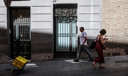 Locales convertidos en viviendas en Madrid.