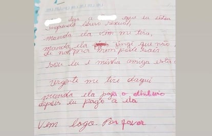 Bilhete escrito por mulher denuncia assédio em um abrigo feminino no Crato.