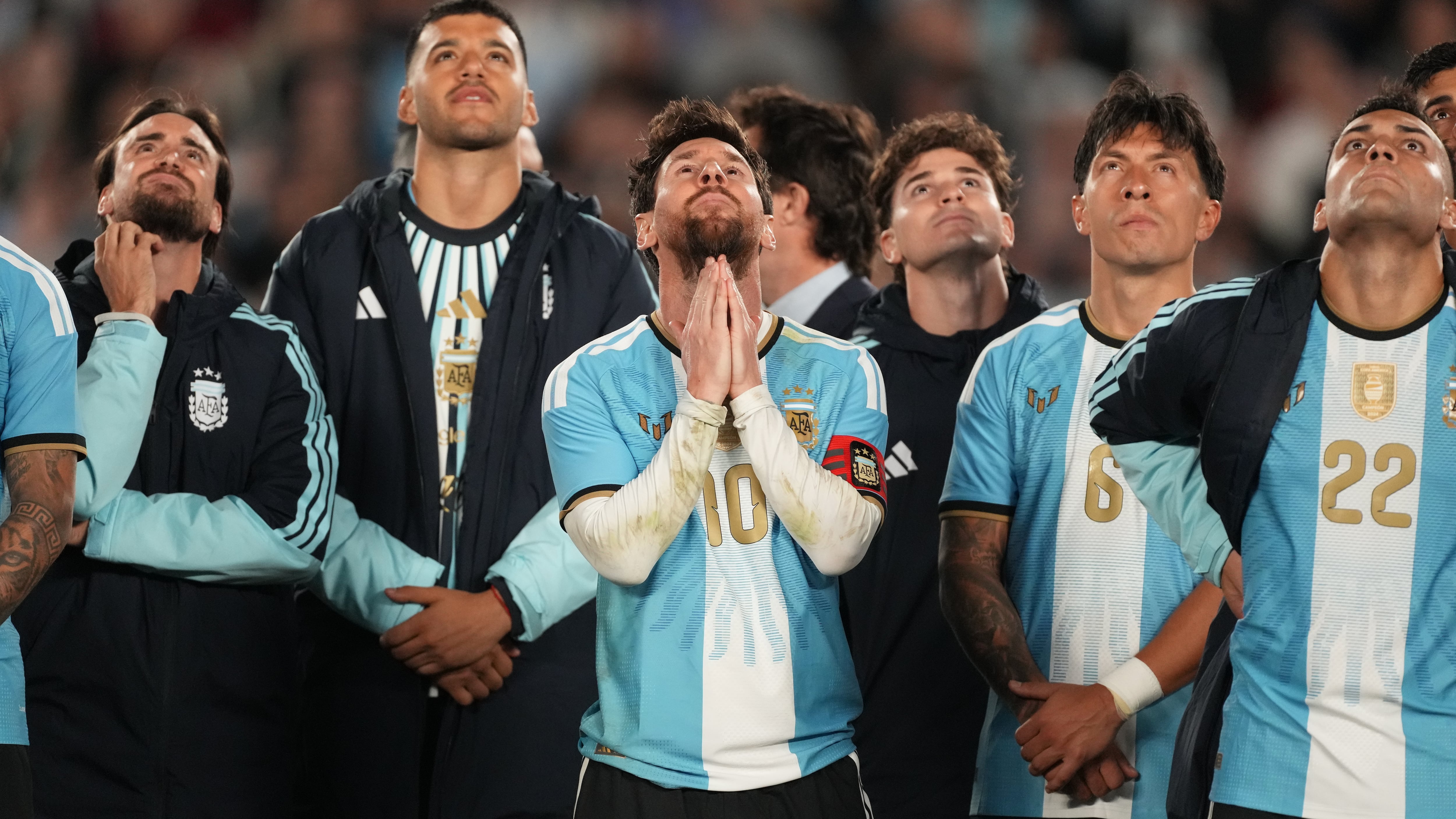 Messi se despide de la selección argentina ovacionado por una multitud: “Es el día más triste de mi carrera”