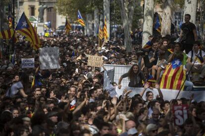 Concentración frente al Tribunal Superior de Justica de Cataluña en contra de las detenciones del pasado 21 de septiembre