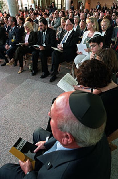 Ceremonia en recuerdo del Holocausto celebrada el pasado martes en la Asamblea de Madrid.